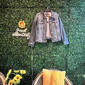 Banana Republic NWT Essential Denim  Jacket Size XL